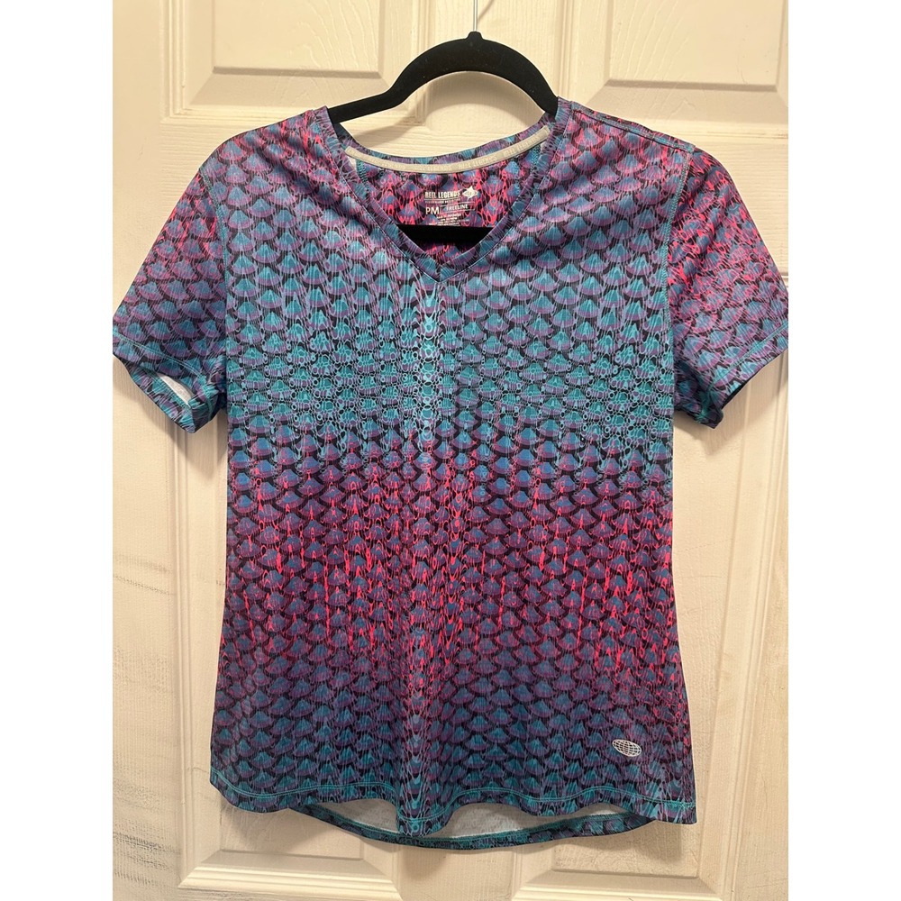 Reel Legends Freeline Purple Pink Scale Print Performance Fishing Shirt PM Women
